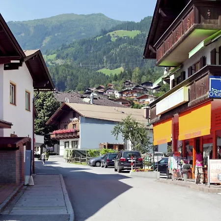 Semesterbostad Holiday Home Haus Nachtschatt 2 Fügen